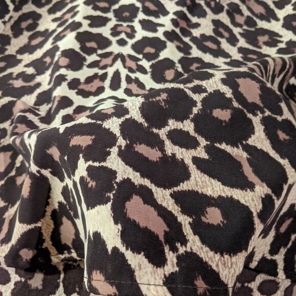 Gianni Bini Leopard Print Blouse Size XS - Picture 8 of 14